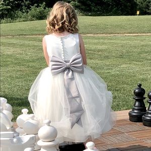 Flower Girl Bow Sash Grey (L)